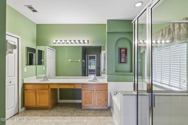1832 CHATHAM VILLAGE Drive, Fleming Island, FL 32003