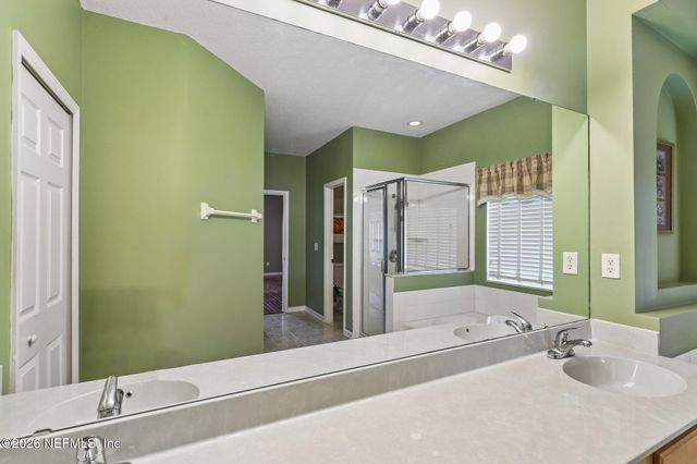 1832 CHATHAM VILLAGE Drive, Fleming Island, FL 32003