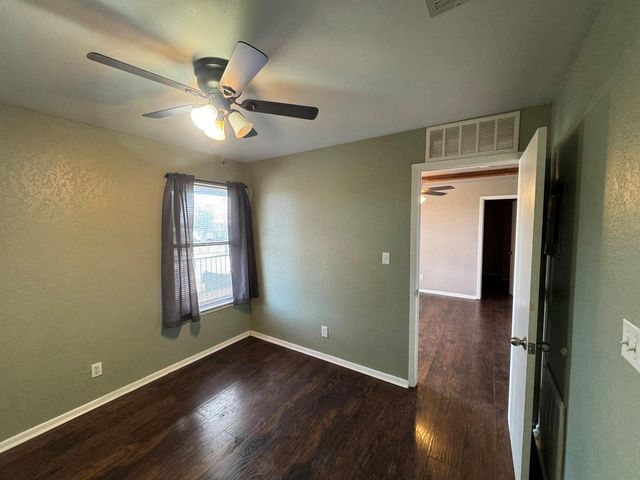 1624 Aquarena Springs DR A102, San Marcos, TX 78666