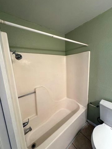 1624 Aquarena Springs DR A102, San Marcos, TX 78666