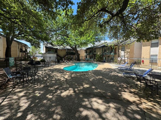 1624 Aquarena Springs DR A102, San Marcos, TX 78666