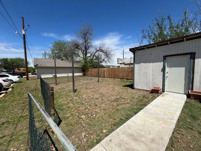 1624 Aquarena Springs DR A102, San Marcos, TX 78666