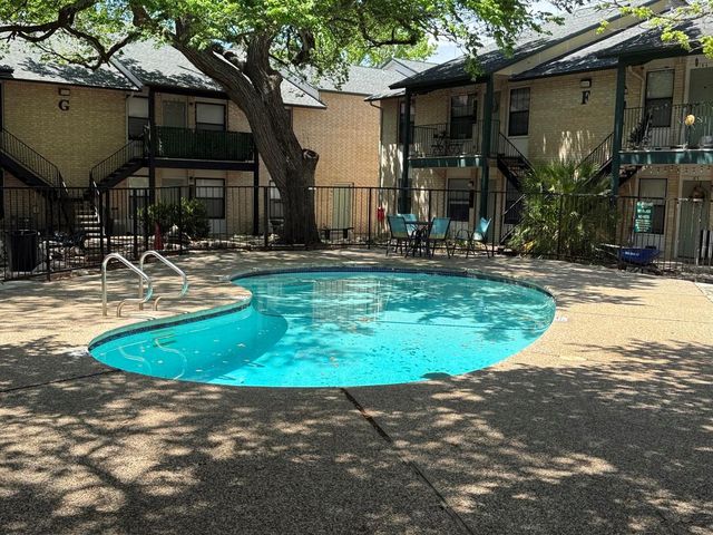 1624 Aquarena Springs DR A102, San Marcos, TX 78666