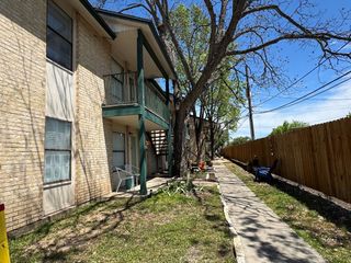 1624 Aquarena Springs DR A102, San Marcos, TX 78666