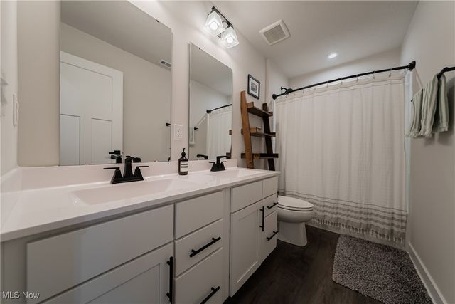 6162 James Drive, Lorain, OH 44053