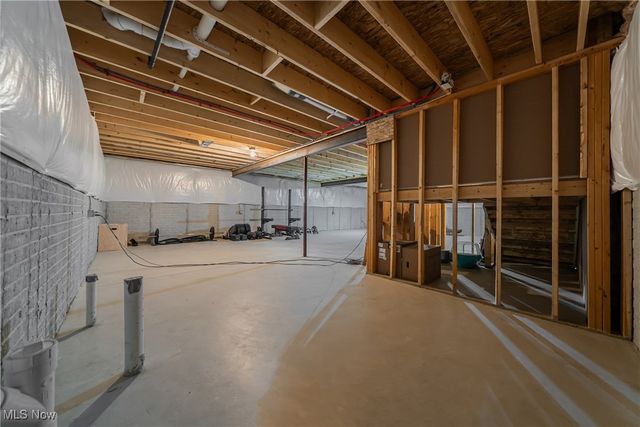 6162 James Drive, Lorain, OH 44053