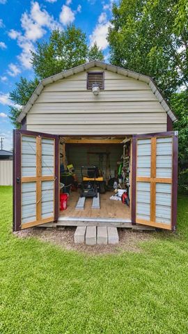 741 Waterfront Row, Quitman, TX 75783