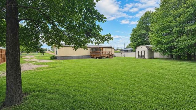 741 Waterfront Row, Quitman, TX 75783