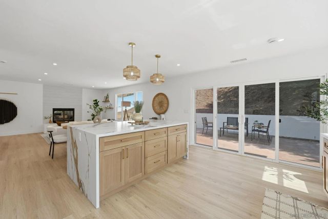 10440 Bosque Dr, Lakeside, CA 92040