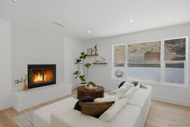 10440 Bosque Dr, Lakeside, CA 92040