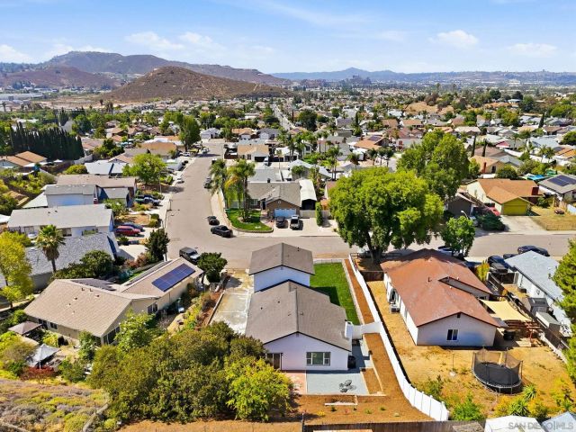 10440 Bosque Dr, Lakeside, CA 92040