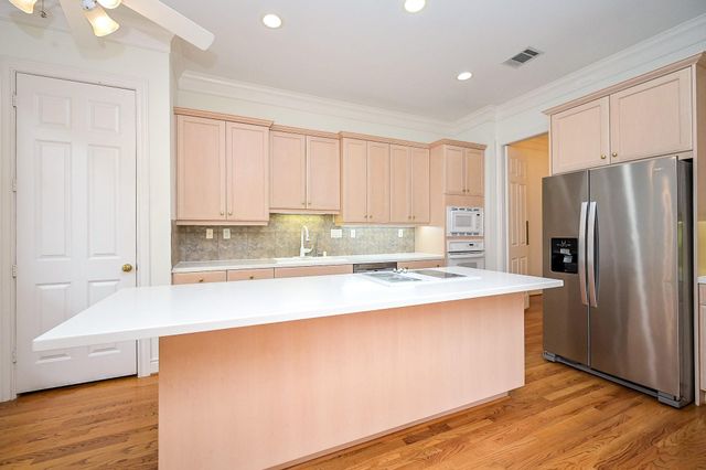1915 Woodbury Street, Houston, TX 77030