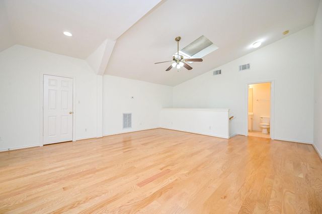 1915 Woodbury Street, Houston, TX 77030