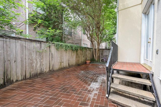 1915 Woodbury Street, Houston, TX 77030