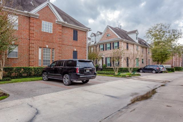 1915 Woodbury Street, Houston, TX 77030