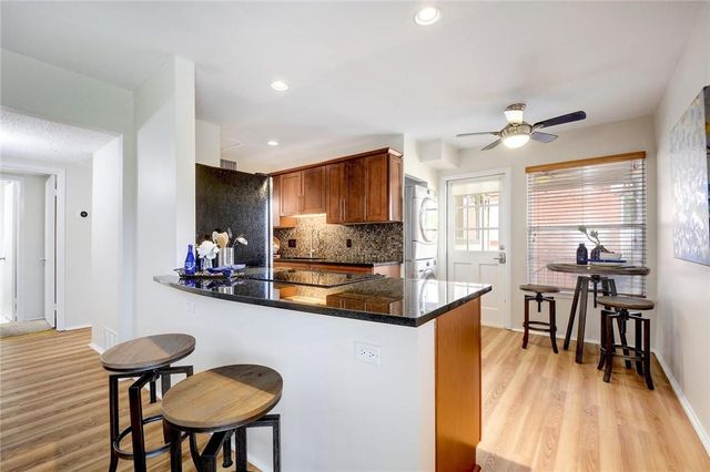 901 E Oltorf ST 201, Austin, TX 78704