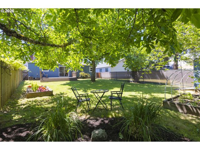 9323 Se MILL St, Portland, OR 97216