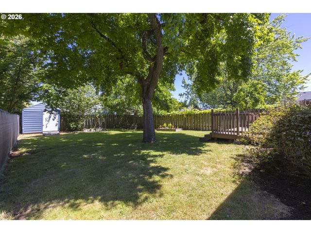 9323 Se MILL St, Portland, OR 97216