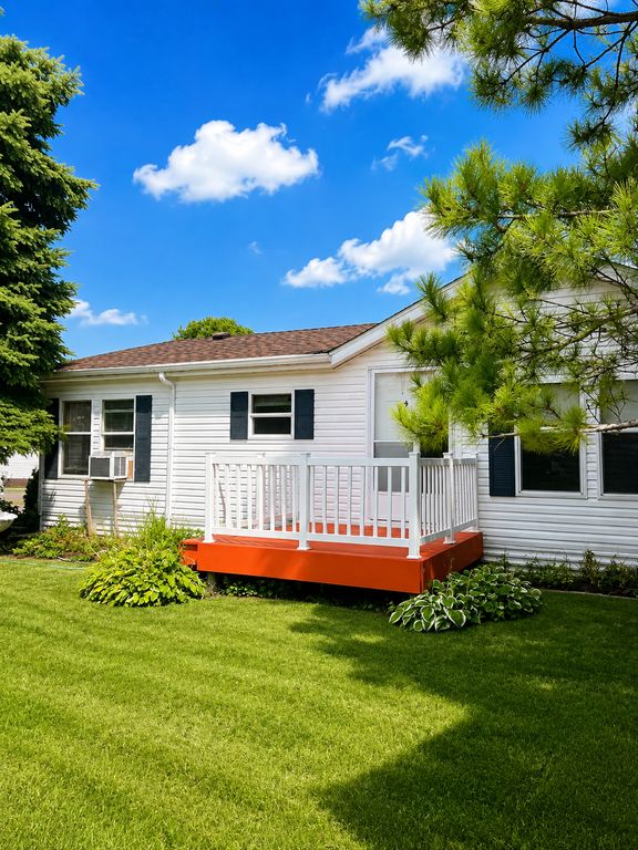 150 Star Circle, Vadnais Heights, MN 55127 — photo 3