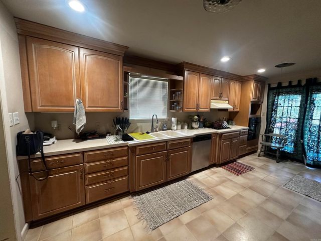 805 Newcomb, Benton, AR 72015