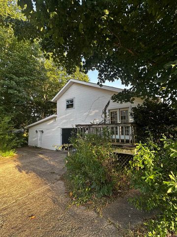 805 Newcomb, Benton, AR 72015