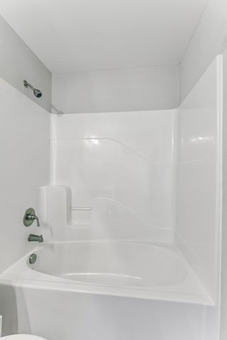 204 Brace Rd, Summertown, TN 38483