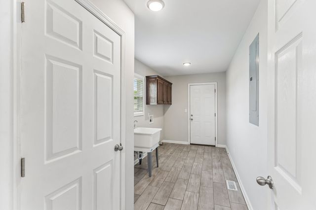 204 Brace Rd, Summertown, TN 38483