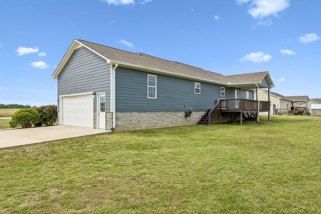 204 Brace Rd, Summertown, TN 38483