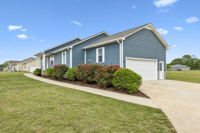 204 Brace Rd, Summertown, TN 38483