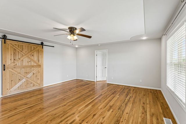 204 Brace Rd, Summertown, TN 38483