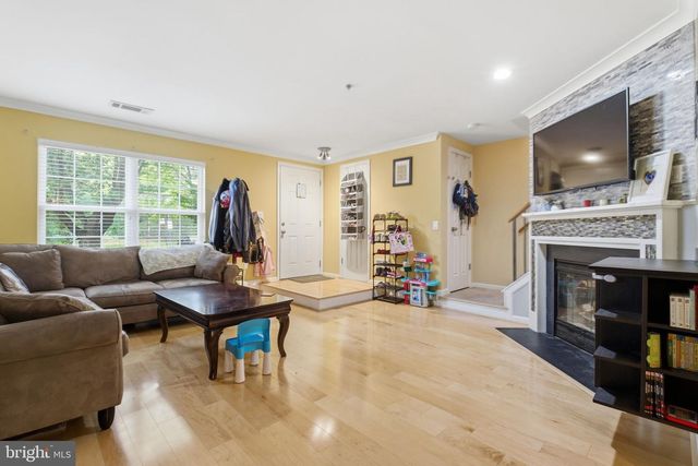 18905 CROSSTIE TER, Germantown, MD 20874