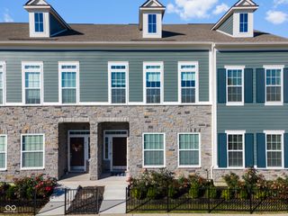 812 Kinzer Avenue, Carmel, IN 46032