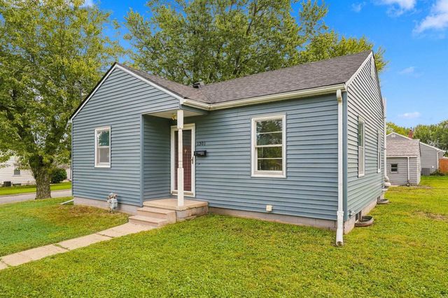 1301 W 11th Street, Waterloo, IA 50702