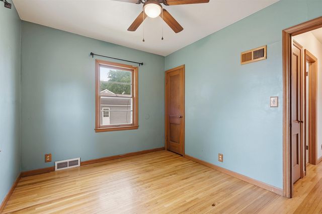 1301 W 11th Street, Waterloo, IA 50702