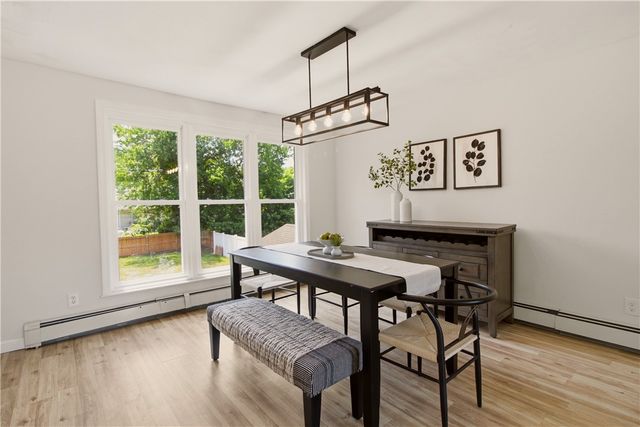 5 Baldwin Drive, Johnston, RI 02919