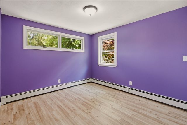 5 Baldwin Drive, Johnston, RI 02919