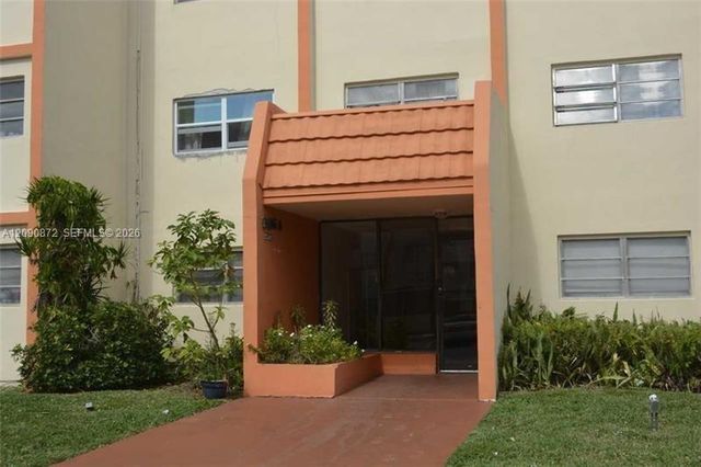 2501 NW 41st Avenue 302, Lauderhill, FL 33313