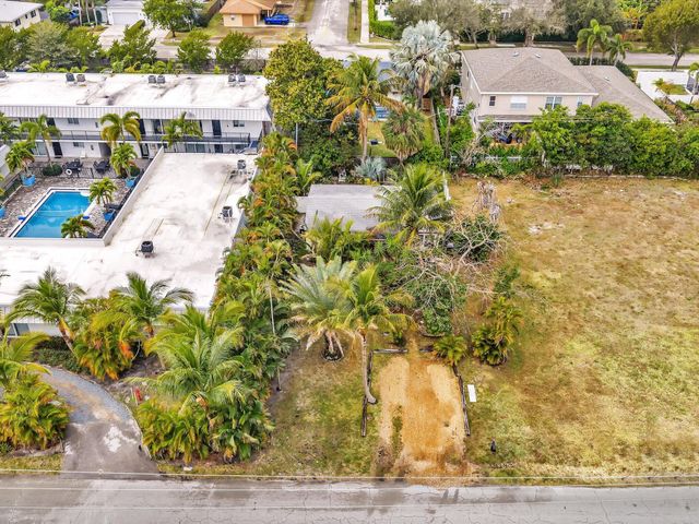 2822 Florida Boulevard, Delray Beach, FL 33483