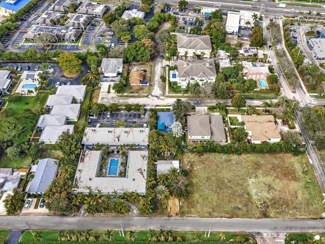 2822 Florida Boulevard, Delray Beach, FL 33483