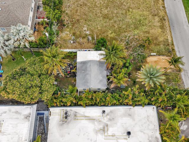 2822 Florida Boulevard, Delray Beach, FL 33483