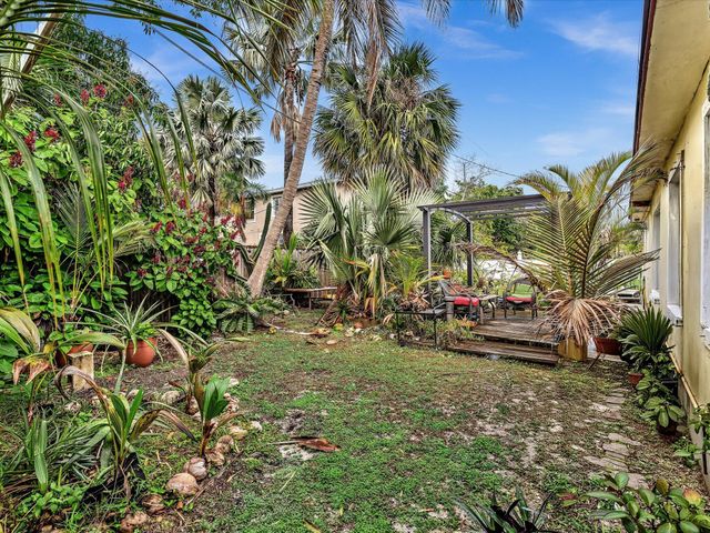 2822 Florida Boulevard, Delray Beach, FL 33483