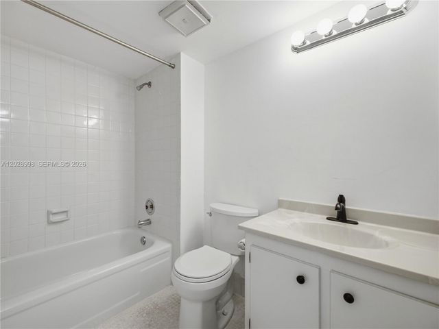 14623 Bonaire Boulevard 405, Delray Beach, FL 33446