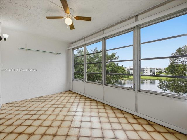 14623 Bonaire Boulevard 405, Delray Beach, FL 33446