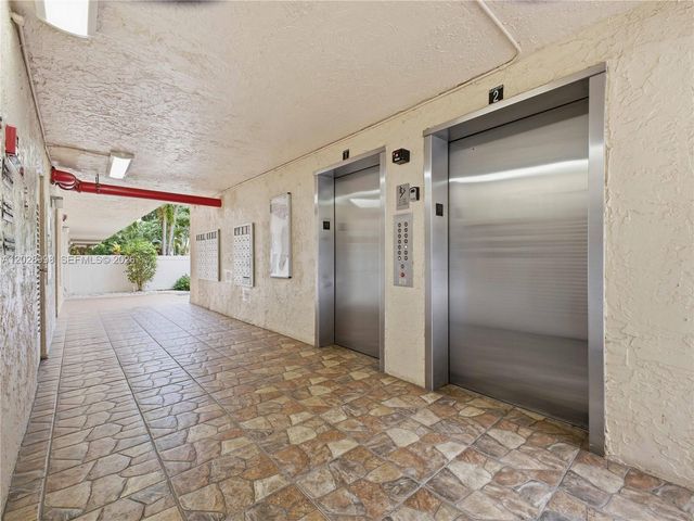14623 Bonaire Boulevard 405, Delray Beach, FL 33446