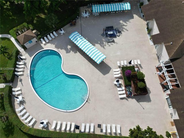 14623 Bonaire Boulevard 405, Delray Beach, FL 33446
