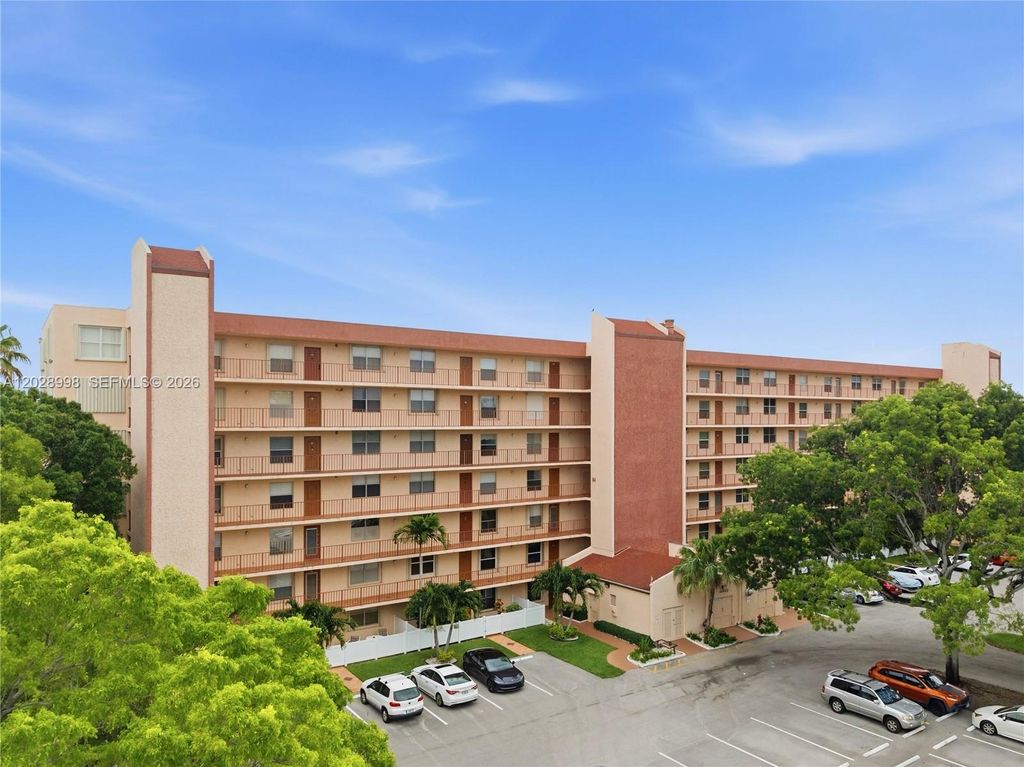 14623 Bonaire Boulevard 405, Delray Beach, FL 33446