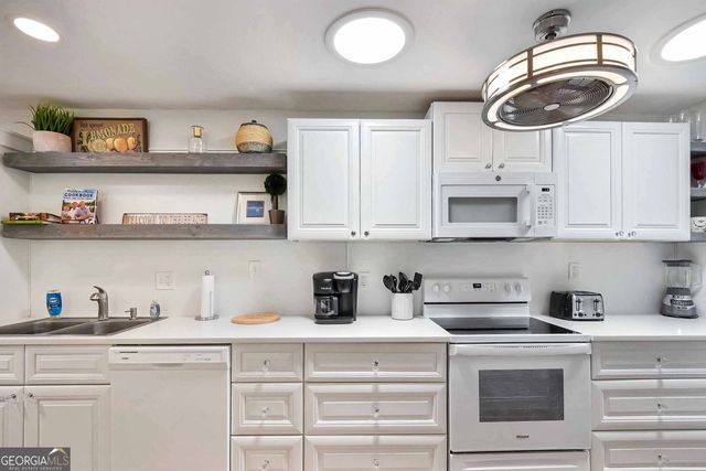 850 Mallery Street, St. Simons, GA 31522