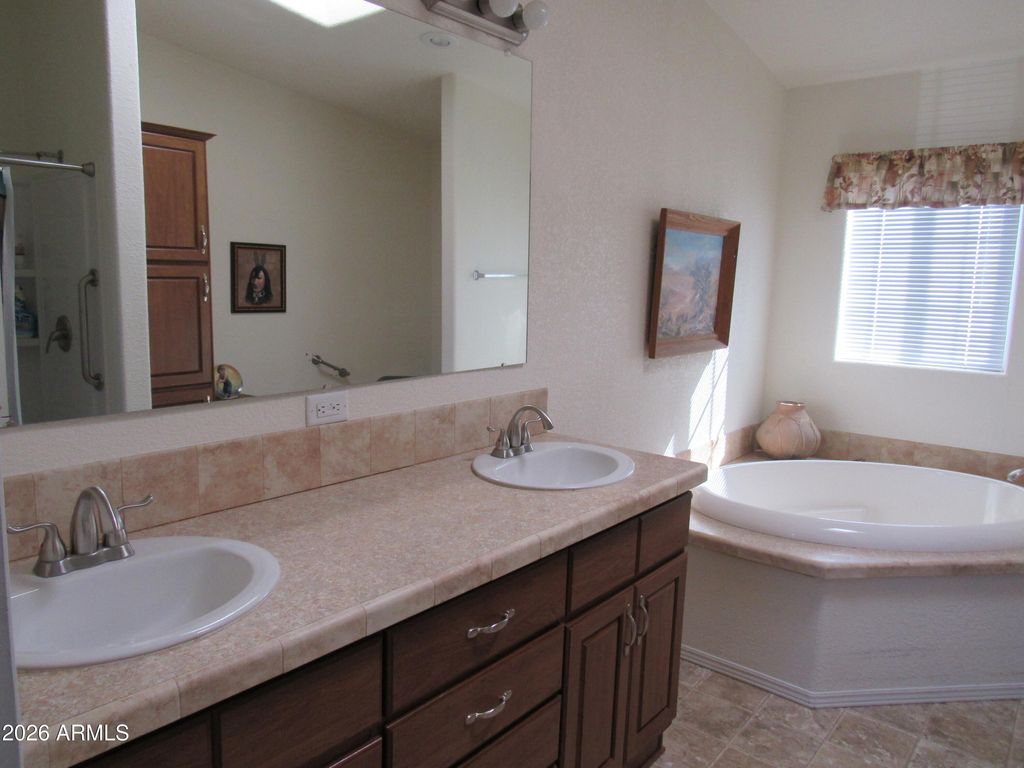 Image 18 of property listing at 3411 S CAMINO SECO -- 271, Tucson, AZ 85730