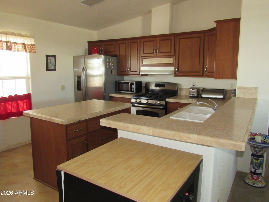 Image 9 of property listing at 3411 S CAMINO SECO -- 271, Tucson, AZ 85730