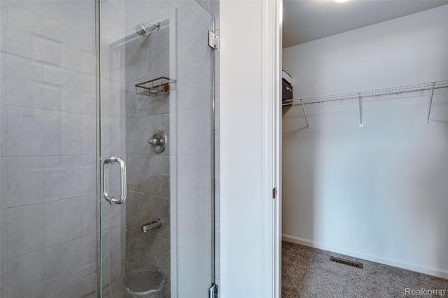 58648 Losino Drive, Lyon Charter Township, MI 48178